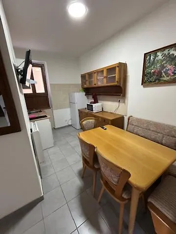 公寓式酒店 Rent *